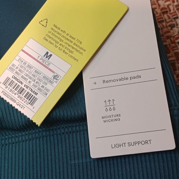 New All In Motion Sports Bra Medium New With Tags - Picture 4 of 6